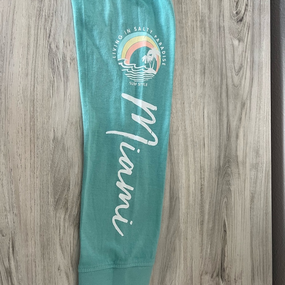 Cute jacket with hoodie Surf Style Miami - Picture 2 of 4